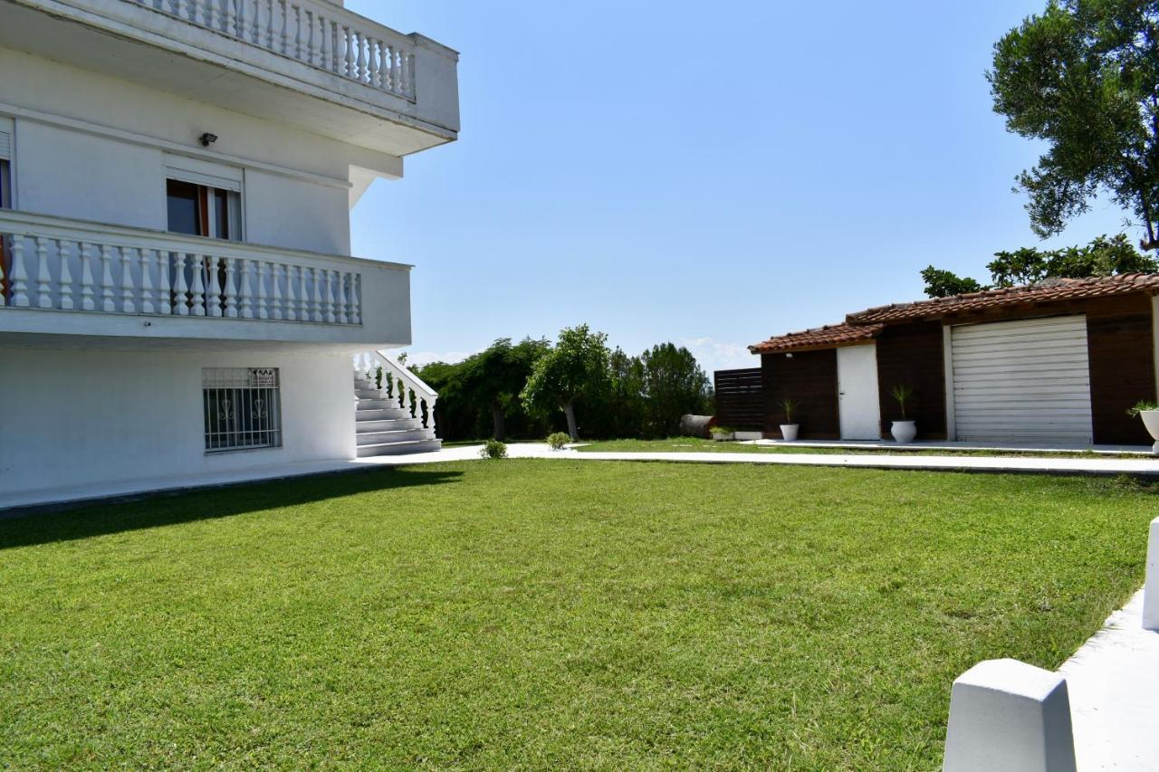 Villa Vave ネア・イラクリア エクステリア 写真